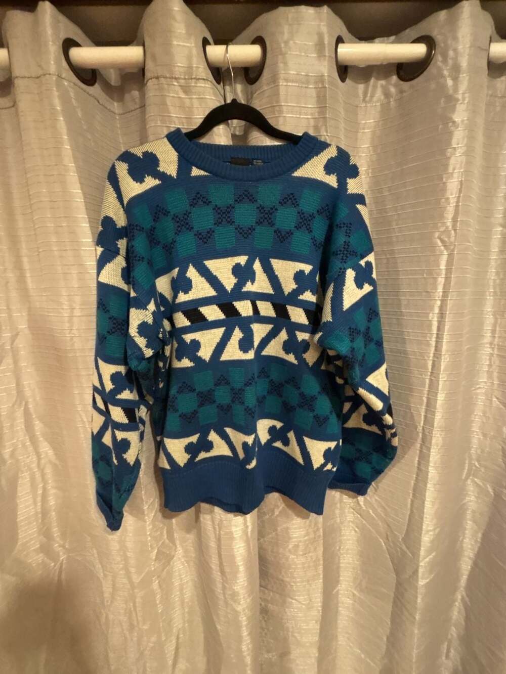 Head Sportswear Vintage 80s 90s Geometric Blue Knit Acrylic Wool Sweater